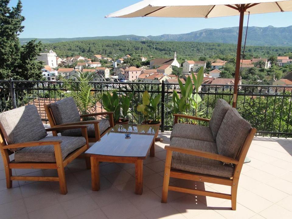 Villa Agava Vrboska Exterior photo
